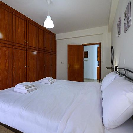 Oliva Apartment Kalamata Esterno foto