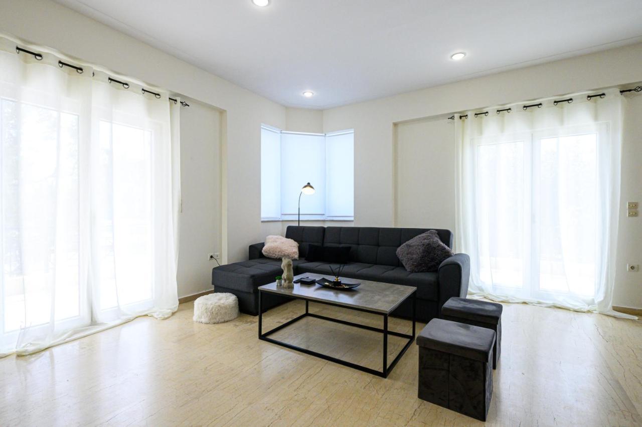 Oliva Apartment Kalamata Esterno foto