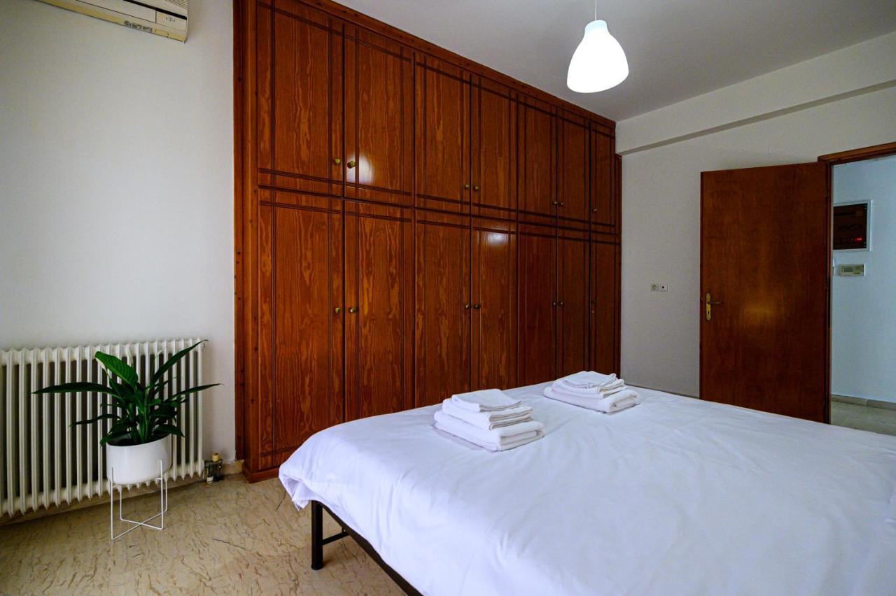 Oliva Apartment Kalamata Esterno foto