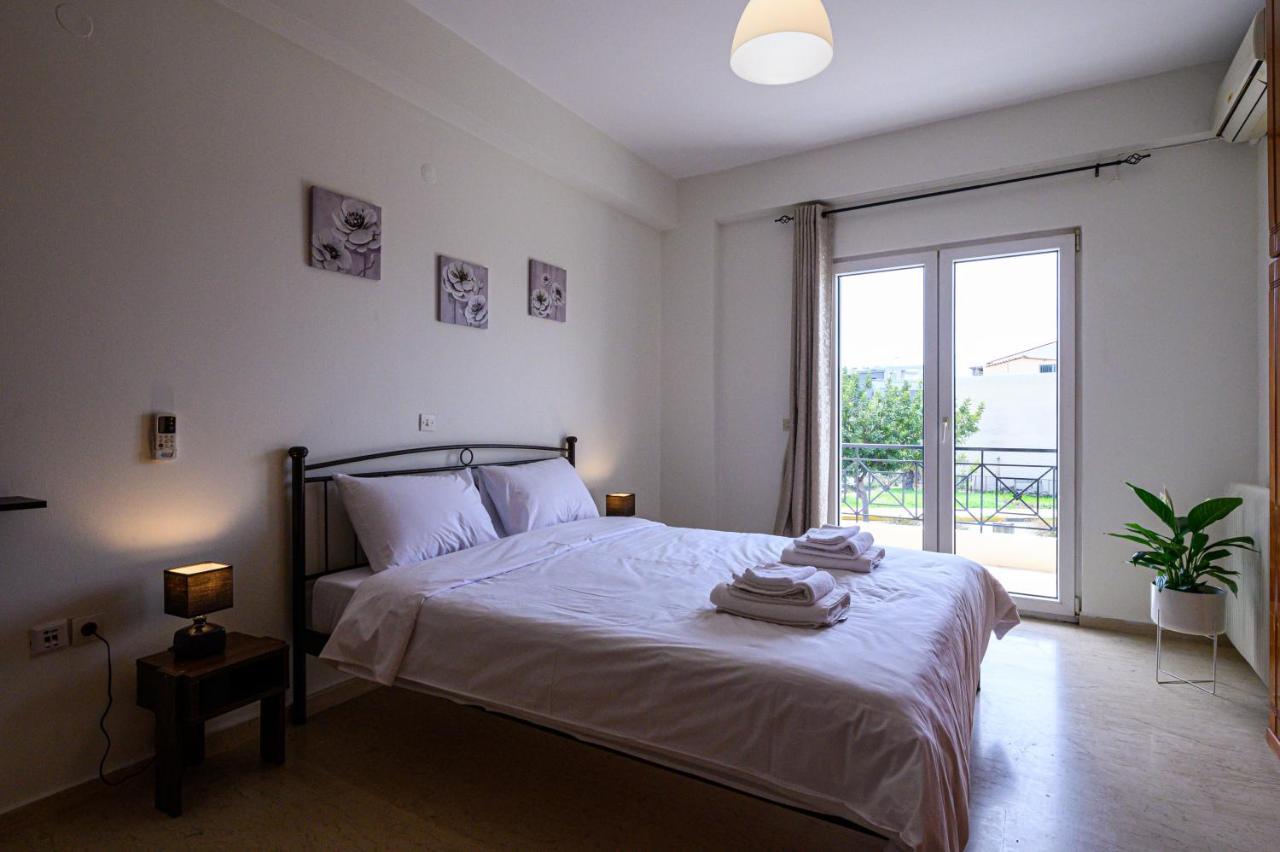 Oliva Apartment Kalamata Esterno foto