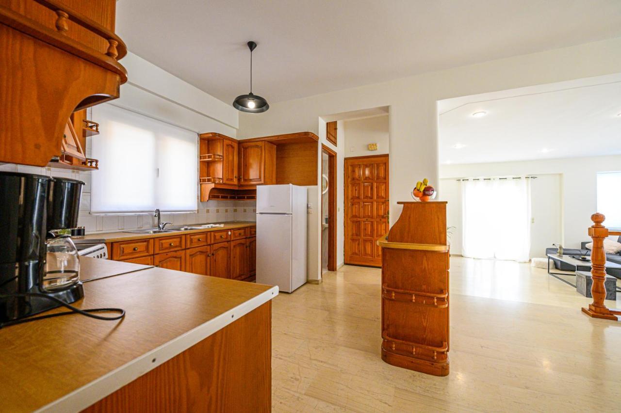 Oliva Apartment Kalamata Esterno foto