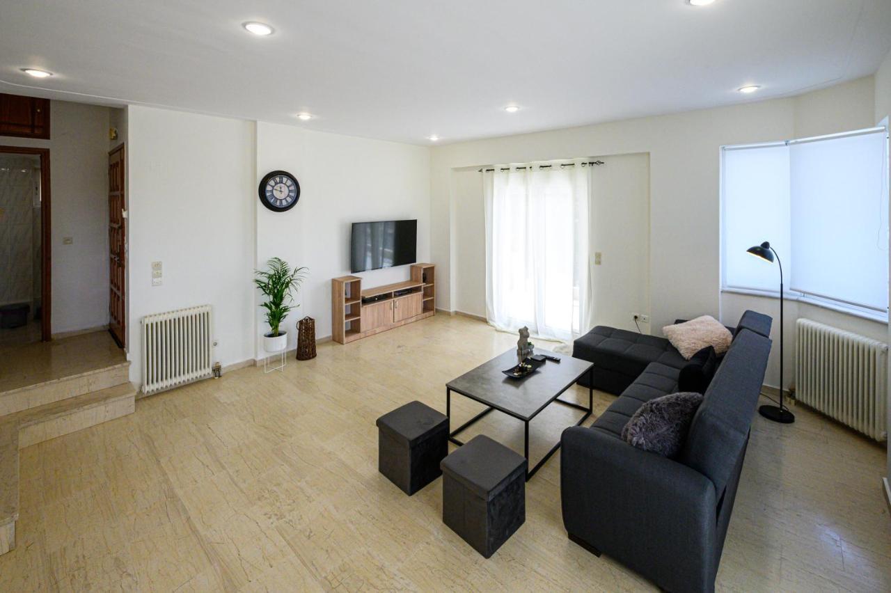 Oliva Apartment Kalamata Esterno foto